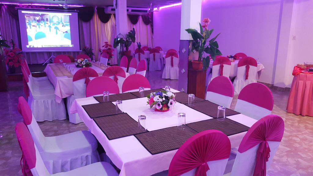 Brighten Hotel Colombo Exterior photo