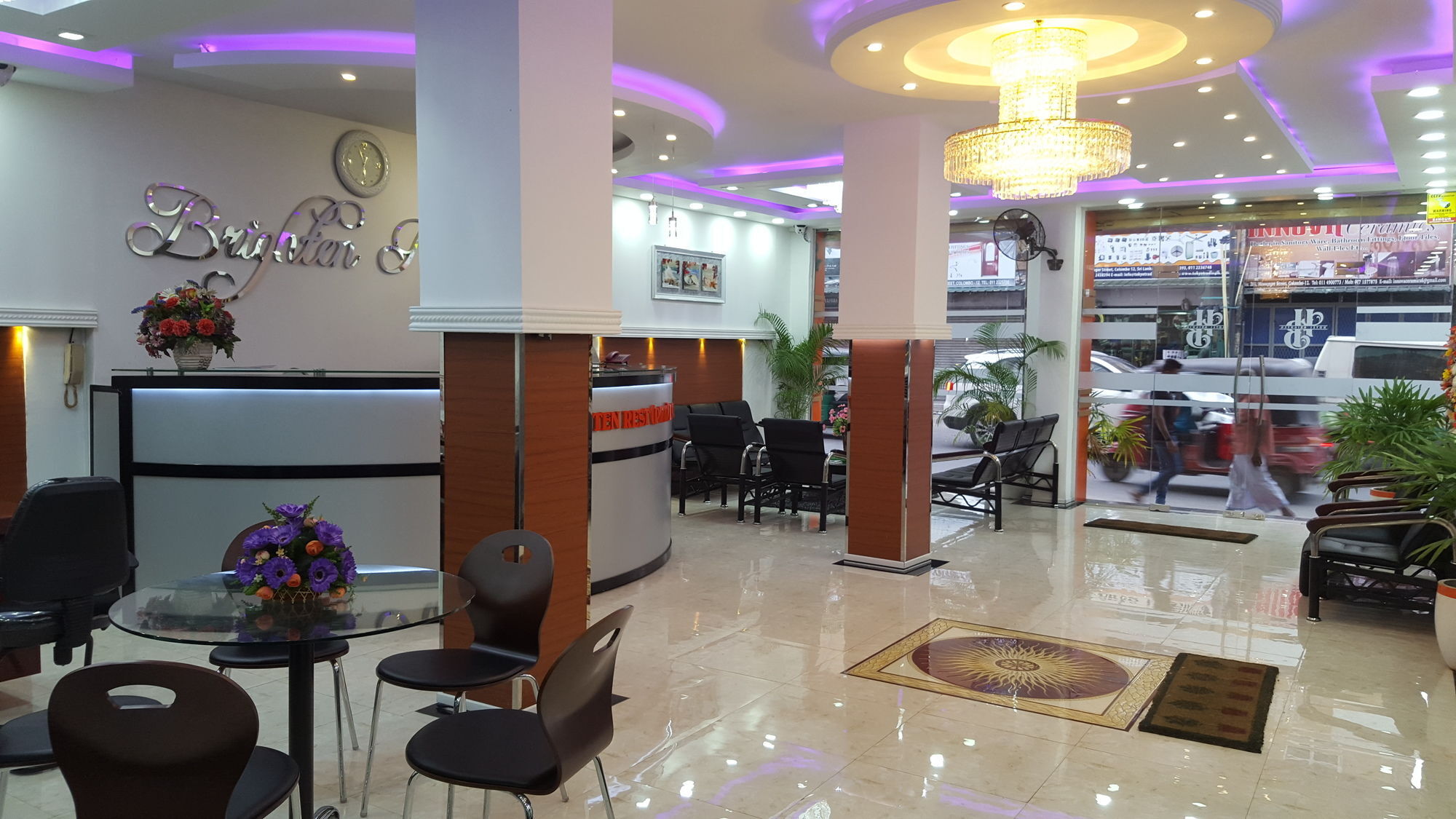 Brighten Hotel Colombo Exterior photo