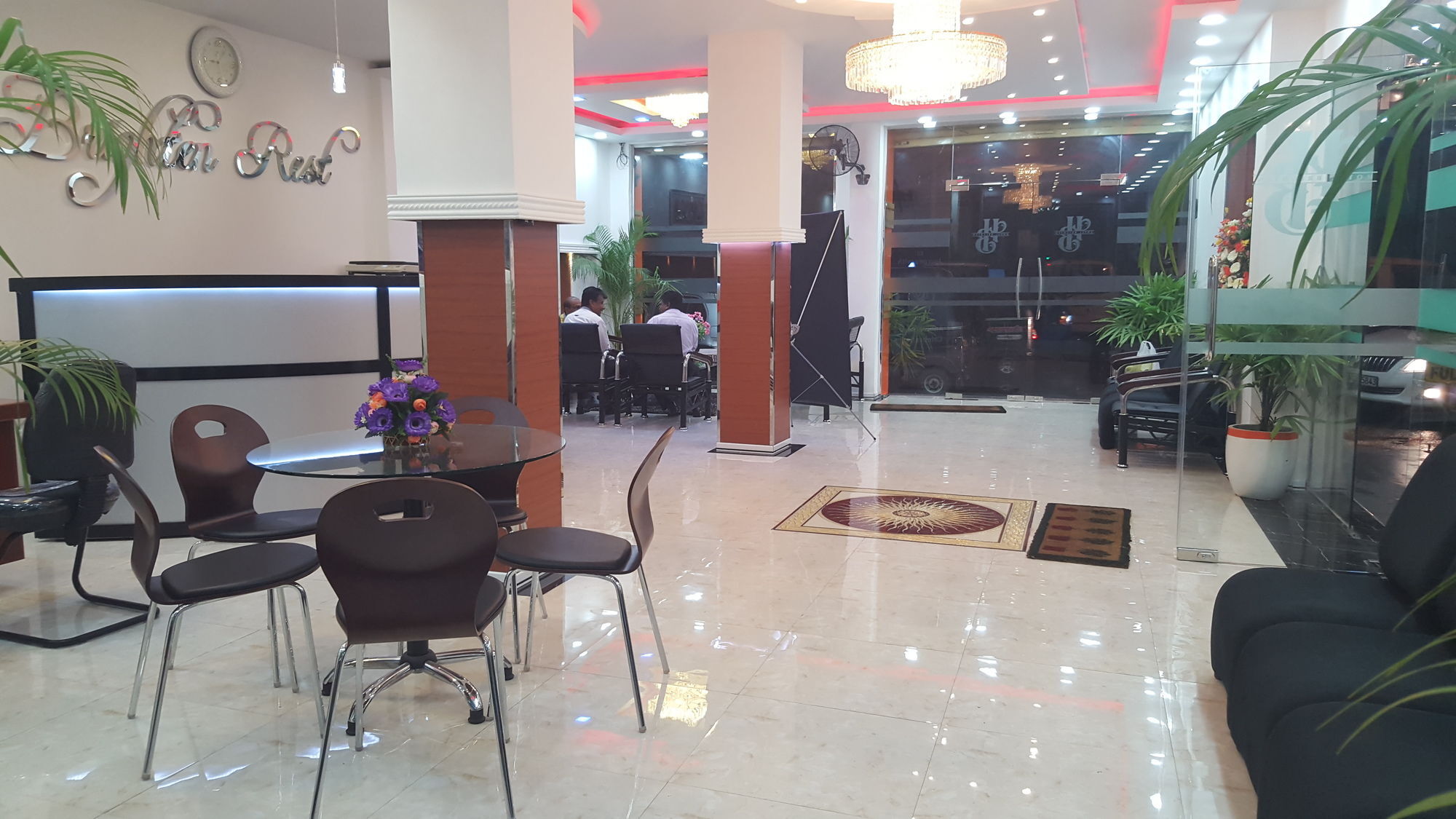 Brighten Hotel Colombo Exterior photo